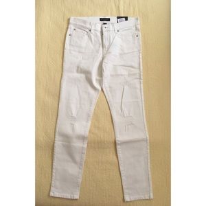 Banana Republic white distressed jeans/ Size 29(8)
